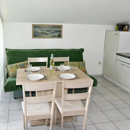 Prime Location Nicely Equipped Appartement *